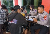 ‎Satgas Ops Zebra Kapuas 2025 melaksanakan penertiban dan penindakan pengendara bermotor yang tidak memenuhi persyaratan administrasi maupun kelengkapan teknis di kawasan Pontianak Convention Center, Selasa (19/11).