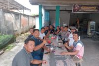 Polres Sekadau bersama Sopir berkomitmen melaksanakan menjaga ketertiban berlalu lintas