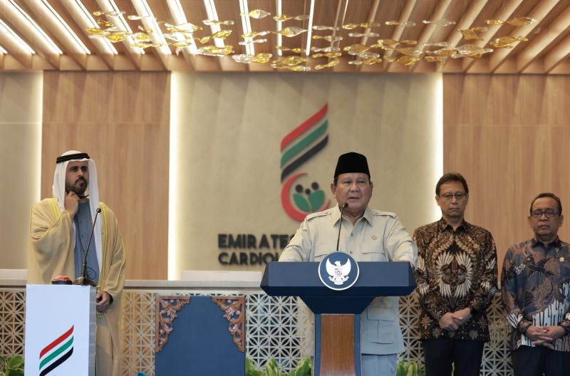 Prabowo Subianto menginstruksikan Menteri Kesehatan Budi Gunadi Sadikin untuk membangun Rumah Sakit canggih di setiap Kabupaten/Kota dalam jangka waktu empat tahun, Saat berpidato meresmikan RS Kardiologi Emirates-Indonesia (RS KEI) di Solo, Jawa Tengah, pada Rabu (19/11).