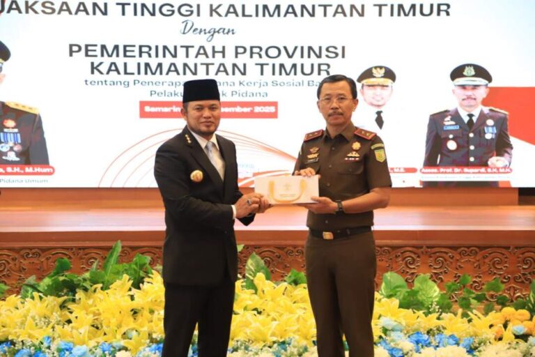 ‎Kejati Kaltim dan Pemprov Kaltim Teken MoU Penerapan Pidana Kerja Sosial; Pemidanaan Humanis dan Pemulihan Sosial
