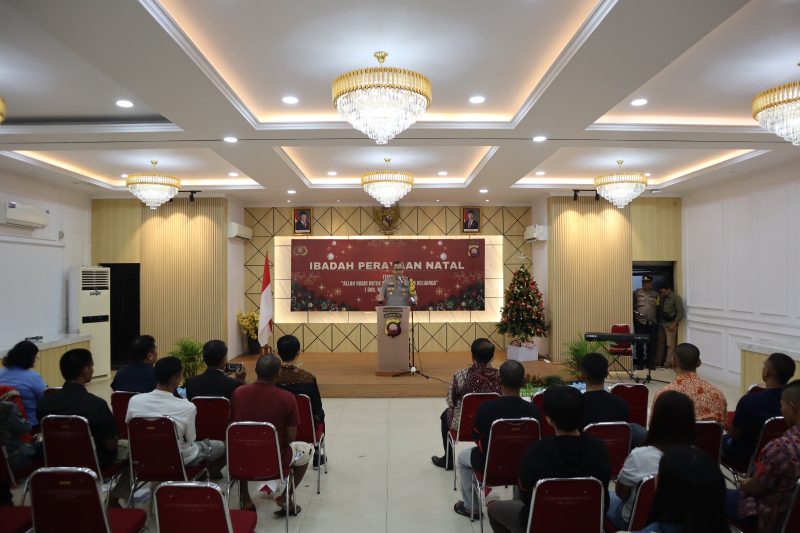‎Kapolres Ketapang AKBP Muhammad Harris S.H., S.I.K., M.I.K., CPHR dalam sambutannya menyampaikan bahwa pelaksanaan ibadah Natal