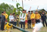 ‎Bupati Ketapang Alexander Wilyo menghadiri buka puasa bersama keluarga besar Ikkramat di Keraton Matan Tanjungpura.