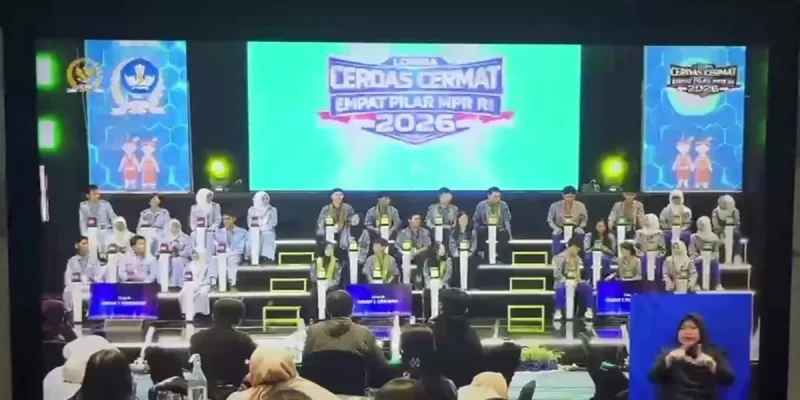 Lomba cerdas cermat (LCC) Empat pilar MPR RI 2026 tingkat provinsi Kalimantan Barat yang di gelar di Novotel Pontianak convention centre Jumat(9/5/2026) sumber gambar tangkapan layar YouTube MPRGOID./Ig smansaptkinformasi 