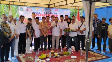 Asosiasi Pedagang Kaki Lima Indonesia Perjuangan (APKLI-P) bersama BAKESBANGPOL dan DINAS PPKUKM DKI Jakarta menggelar “GEMBIRA RIA KONGKOW BARENG PKL UMKM” di lapangan Futsal Papanggo Jakarta Utara, Kamis, 11 Juni 2026.