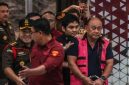 Mantan Kepala Badan Gizi Nasional (BGN), Dadan Hindayana, resmi ditahan oleh Kejaksaan Agung (Kejagung). (Andhika Prasetia/detikcom)